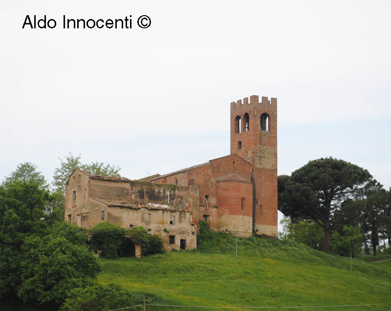 PIEVE DI S. GIOVANNI A CORAZZANO: CAMPANILE E ABSIDE 1’ IMMAGINE